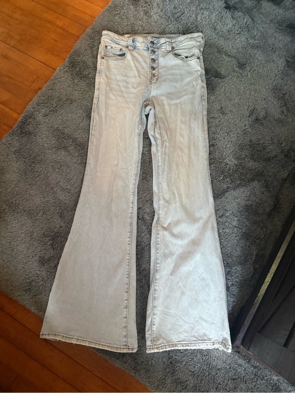 American Eagle Outfitters Light Blue High-Rise Flare Jeans 12 Long 12L